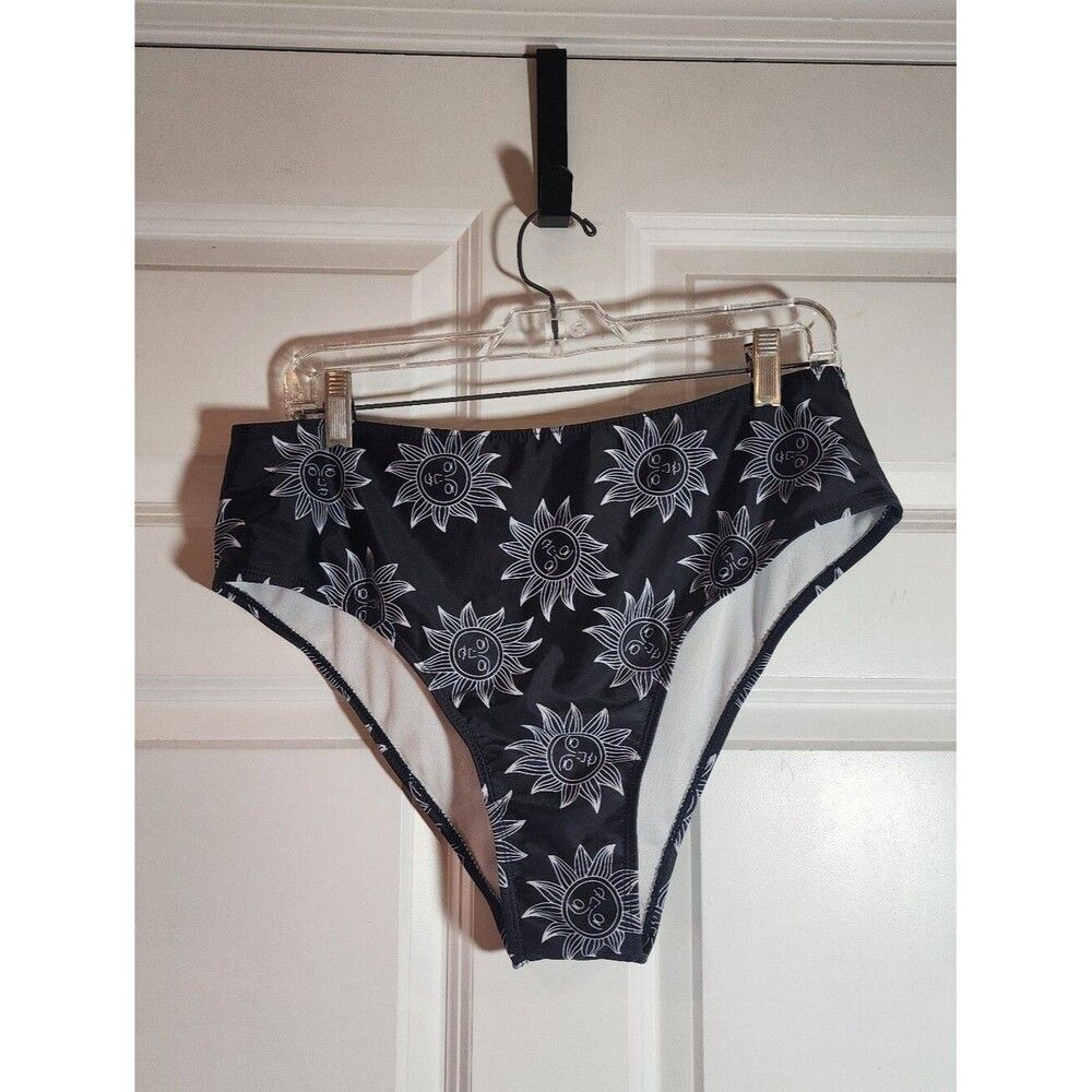Shein Women's Black and White Bikini-and-tankini-bottoms